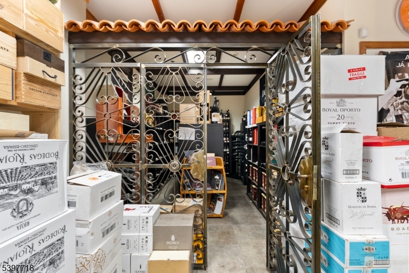 Irobound - Commercial Sale