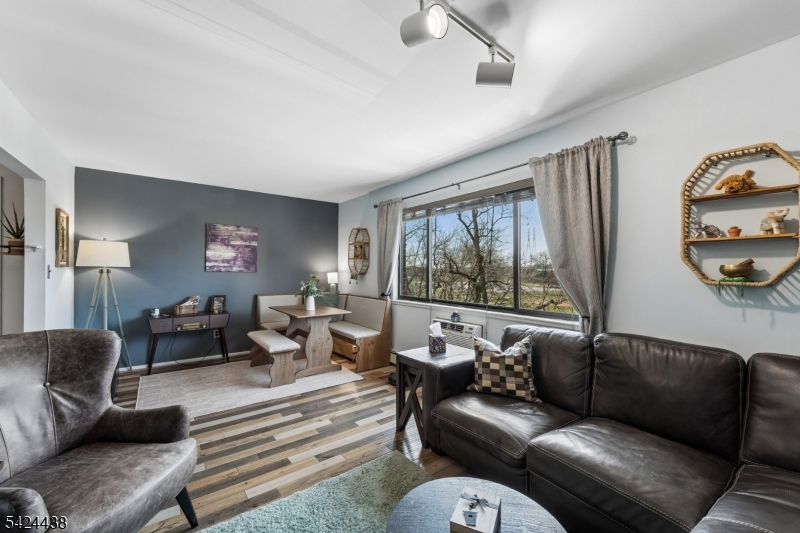 Park Gardens - Residential