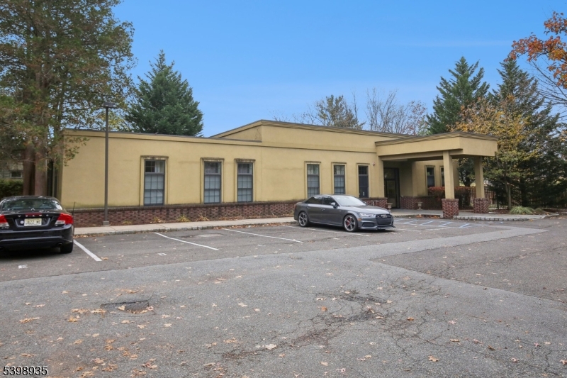 Condominium - Residential