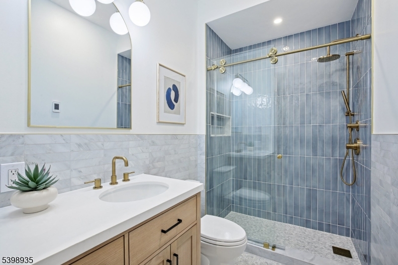 Condominium - Residential