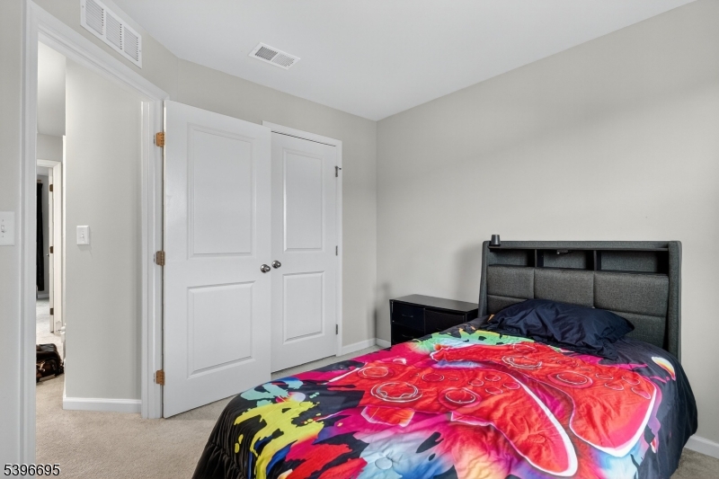 Hawk Pointe - Residential