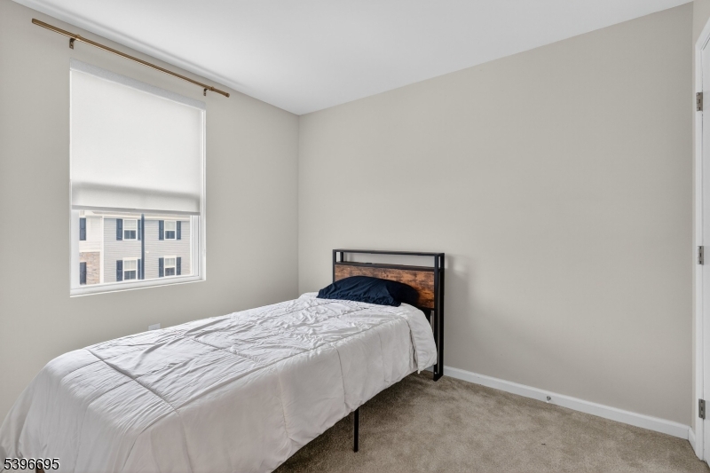 Hawk Pointe - Residential