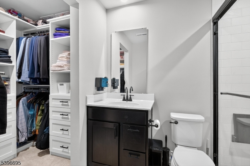 Hawk Pointe - Residential