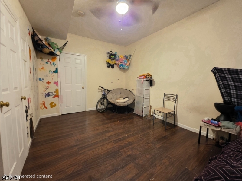 Clinton Hill - Residential Income