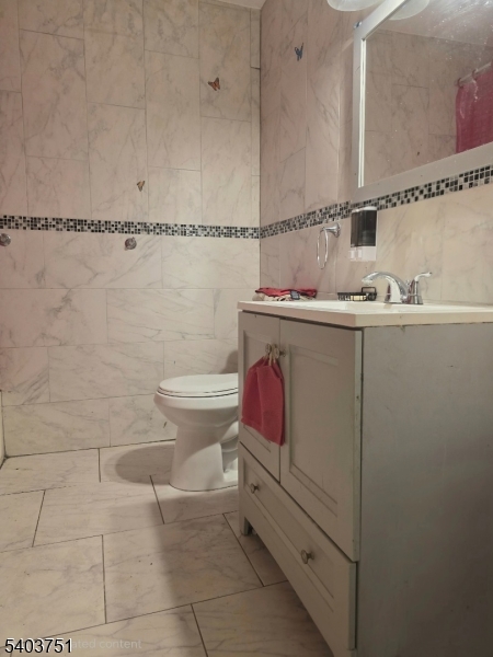 Clinton Hill - Residential Income