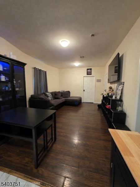 Clinton Hill - Residential Income