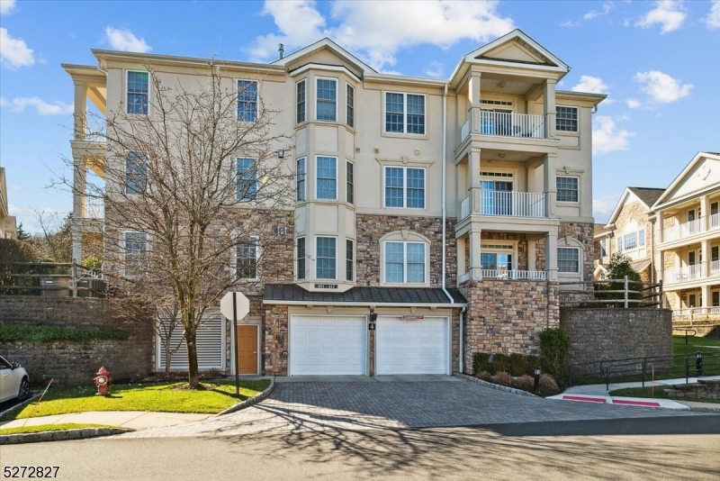 FOUR SEASONS at Cedar Grove - Residential