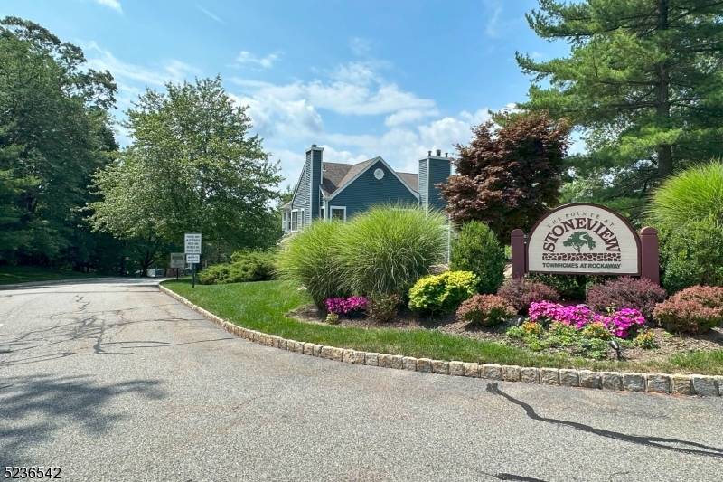 Stoneview - Residential