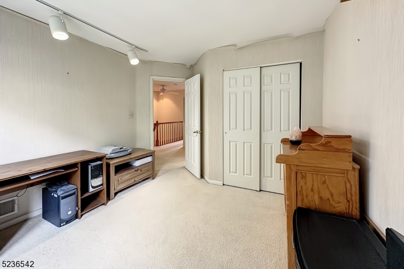 Stoneview - Residential