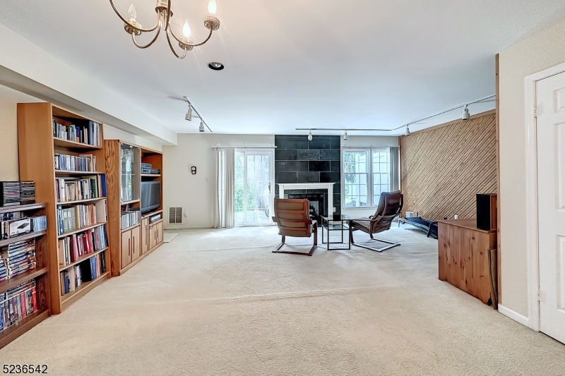 Stoneview - Residential