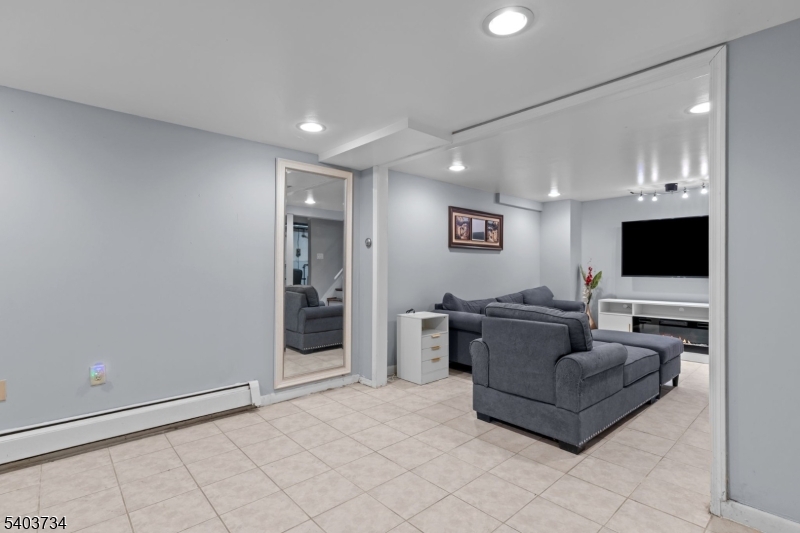 BattleHall - Residential