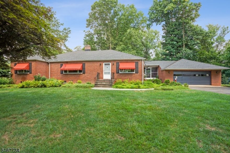 Sprawling ranch on 1/2 acre renov in 2016.Hardwood flooring,living rm gas fireplace, formal dining off kitchen plus expansive front to back family room. Enclosed porch/breezeway connects house to large 2 car garage. Newer AC and furnace. 8 year old kitchen with 5 burner gas cooktop,.ss double wall ovens, fridge. Eating area near bay window. Great property nicely manicured cared for by landlord. washer dryer on first floor off kitchen. Super neighborhood. Landlord reserves the right to  store a few things in huge basement and rear of garage. NO PETS OR SMOKERS.