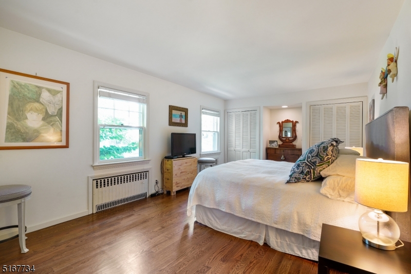 Hillcrest - Residential Lease