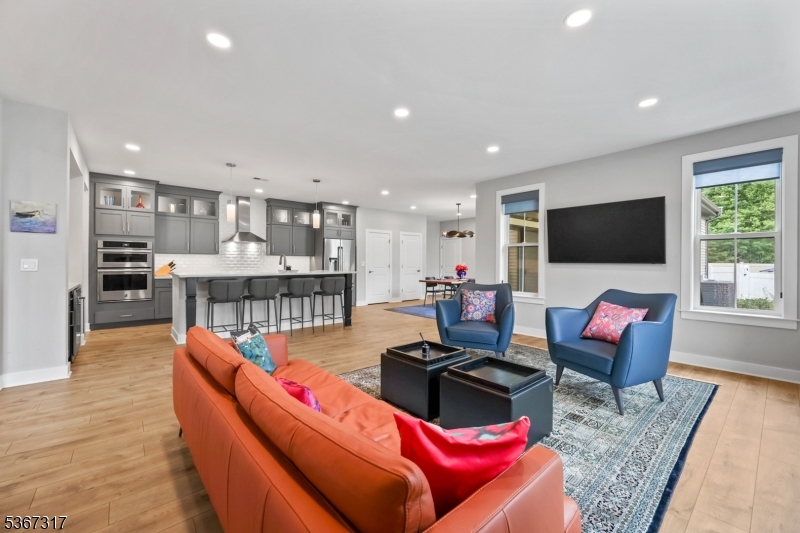 Montgomery Twp., New Jersey 08558, United States, 4 Bedrooms Bedrooms, ,4 BathroomsBathrooms,Residential,Active,159140