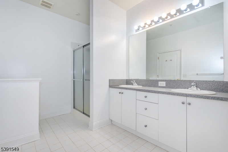 Cambridge Crossings - Residential Lease