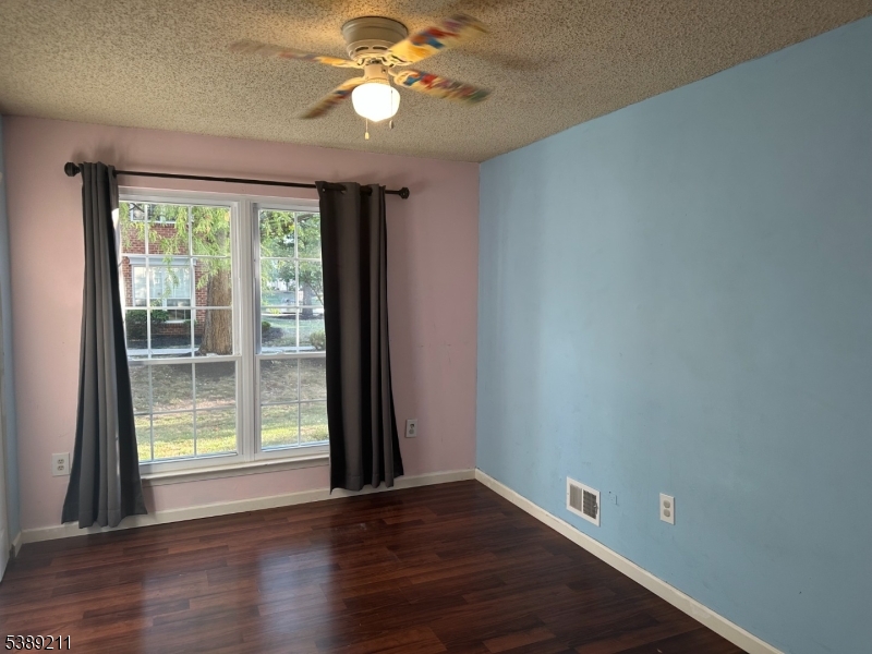 Governors Pointe - Residential