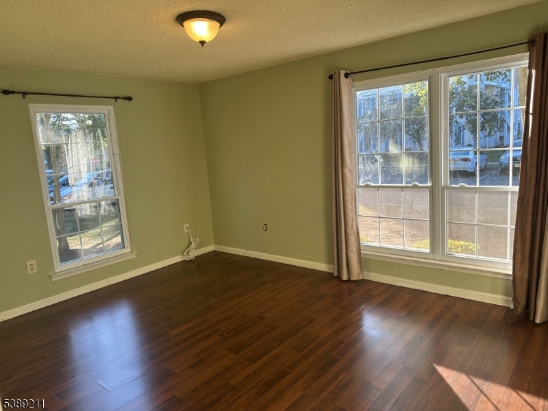 Governors Pointe - Residential