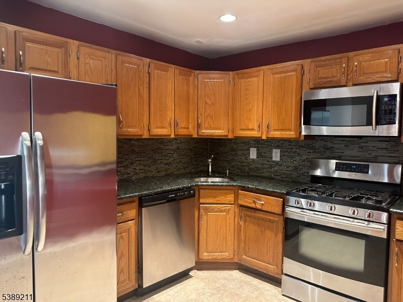 Governors Pointe - Residential