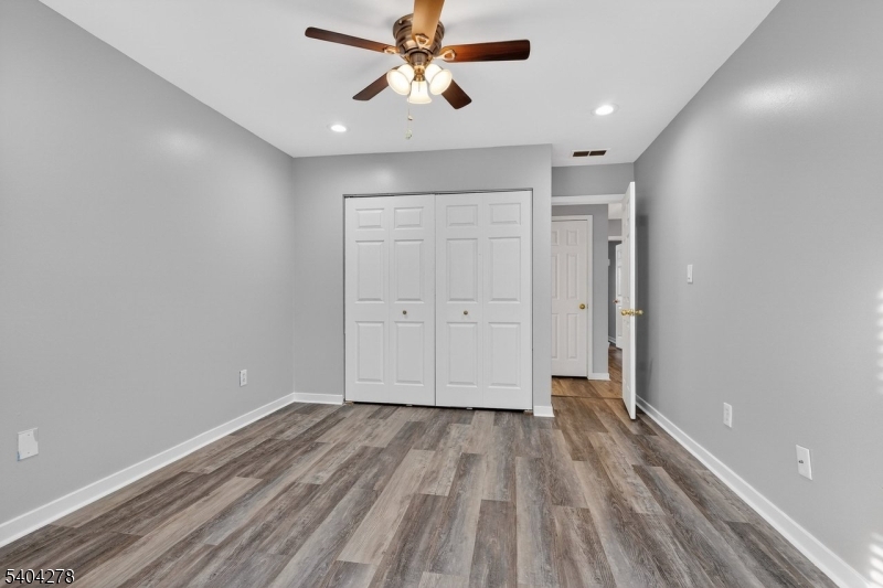 Crossroads - Residential Lease