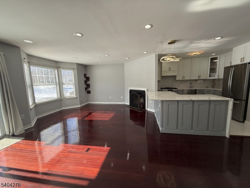 Crossroads - Residential Lease