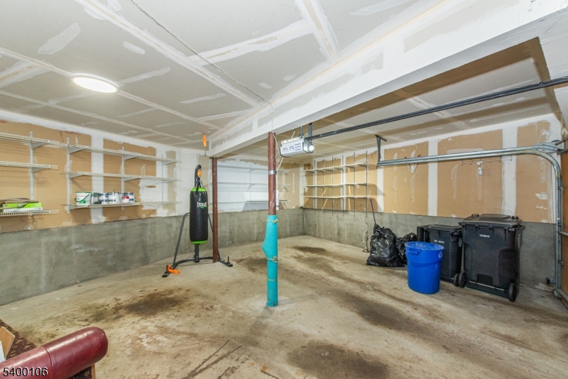 Oak Ridge - Residential