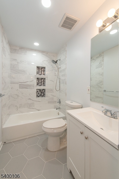 Oak Ridge - Residential