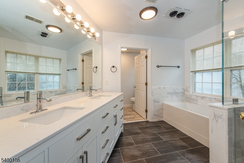 Oak Ridge - Residential