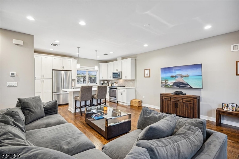 Brownstones at Fairfield - Residential Lease