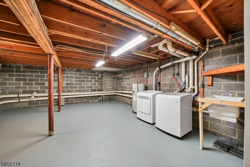 WILDFLOWER VILLAGE - Residential