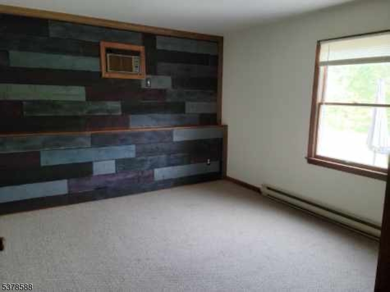 Wantage Twp., New Jersey 07461, United States, 2 Bedrooms Bedrooms, ,1 BathroomBathrooms,Residential,Active,194586