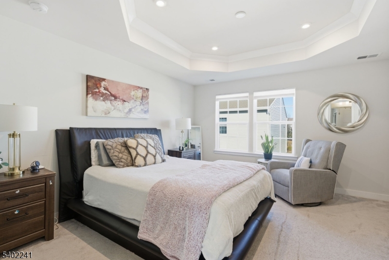 La Mer - Residential