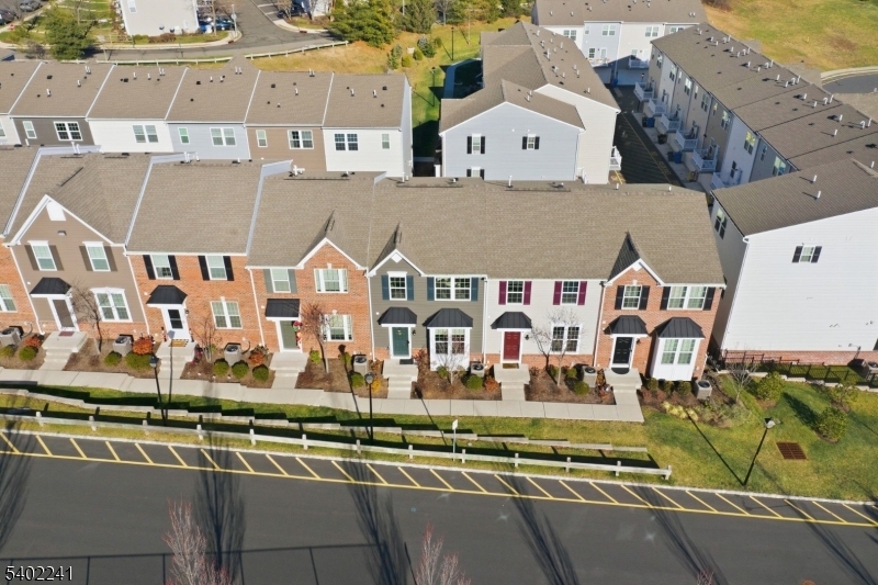 La Mer - Residential