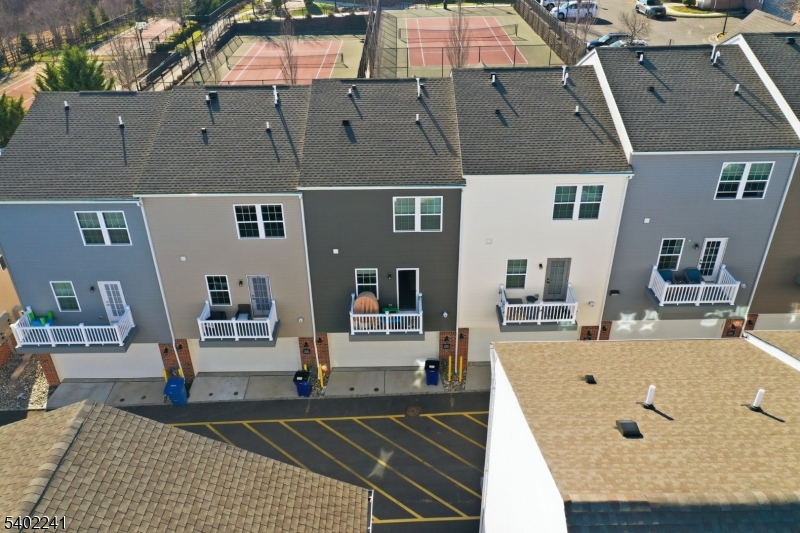 La Mer - Residential