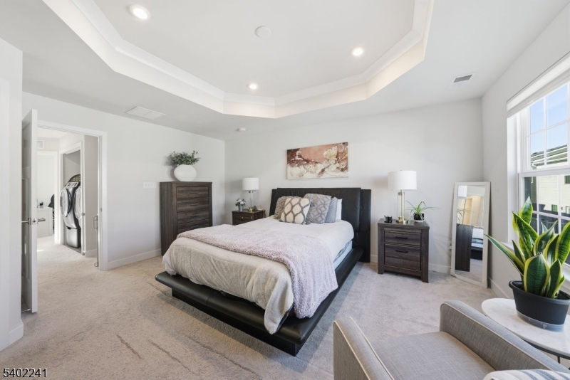 La Mer - Residential