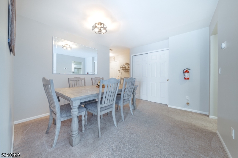 Bernards Twp., New Jersey 07920, United States, 1 Bedroom Bedrooms, ,1 BathroomBathrooms,Residential,Pending,79394