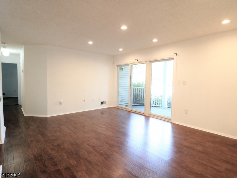 Society Hill III - Residential Lease