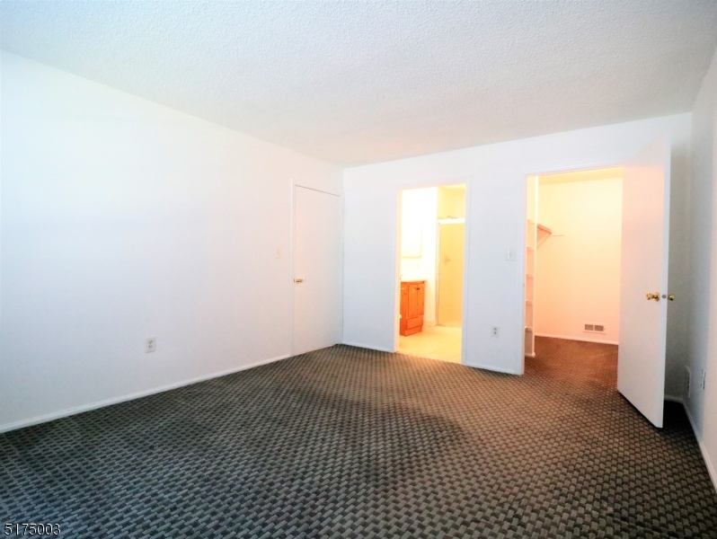 Society Hill III - Residential Lease