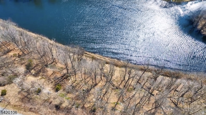 Hidden Valley - Land