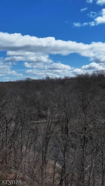 Hidden Valley - Land