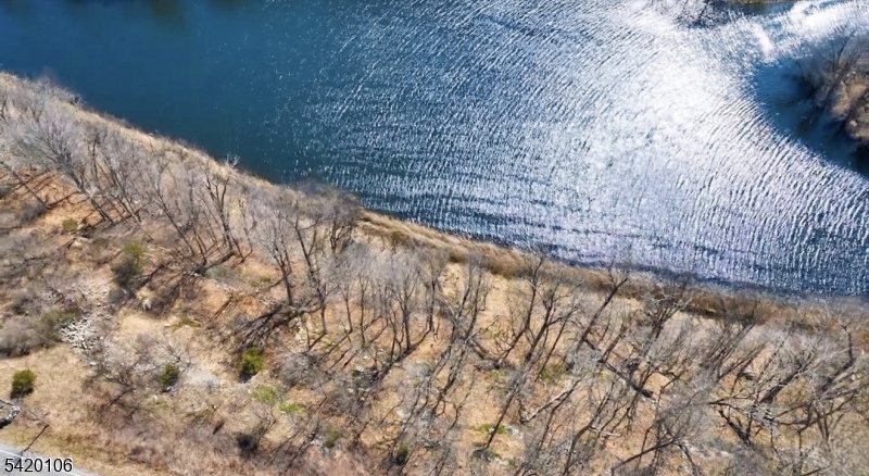 Hidden Valley - Land