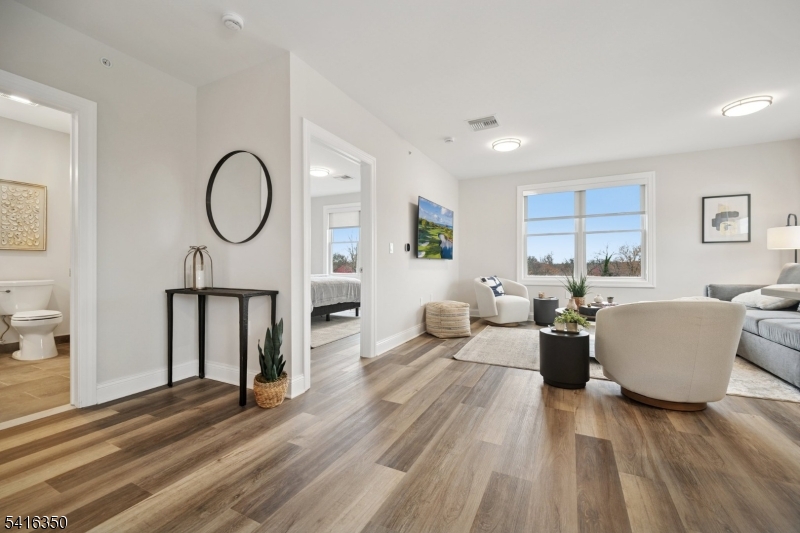 Downtown - Residential Lease