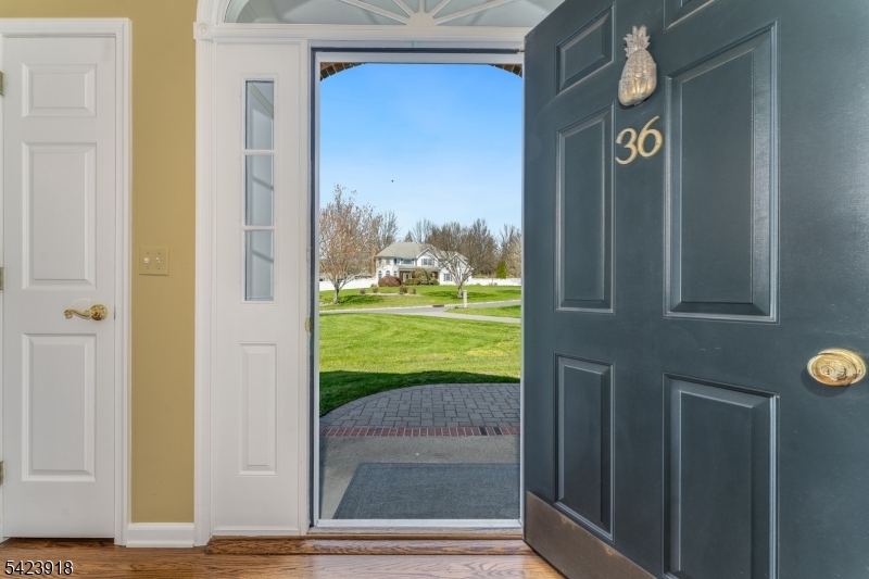 WELLINGTON WEST - Residential