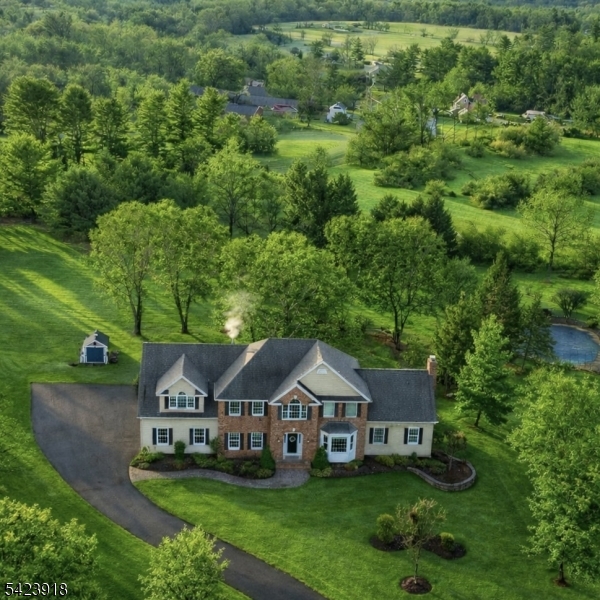 WELLINGTON WEST - Residential