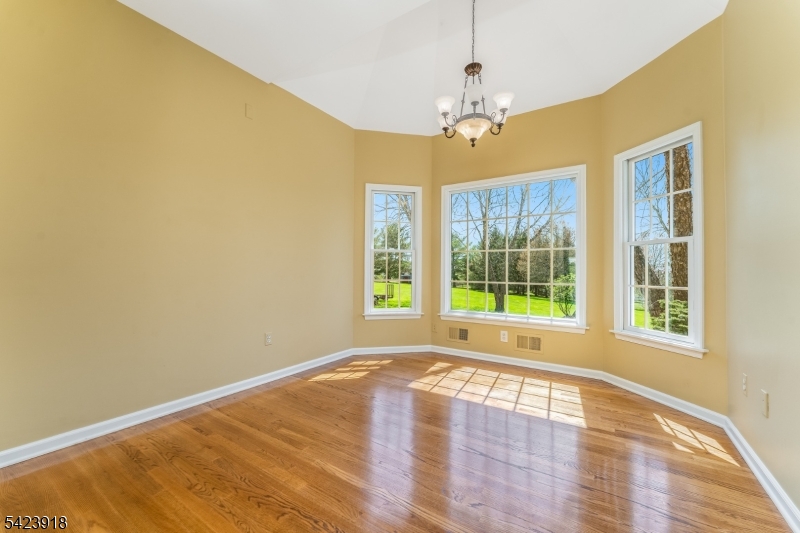 WELLINGTON WEST - Residential