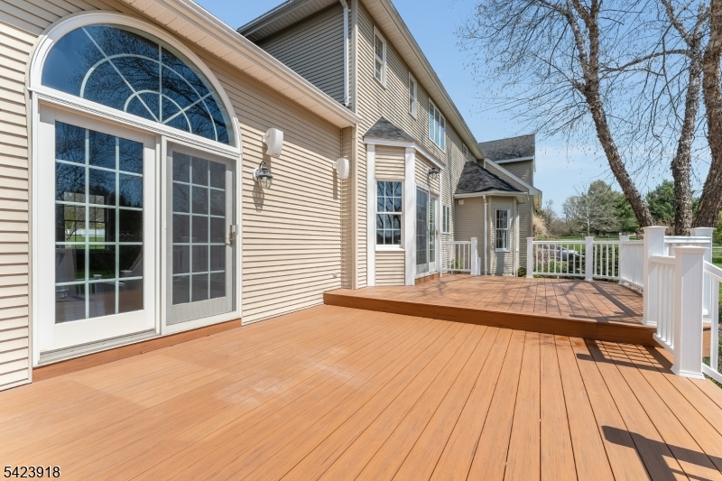 WELLINGTON WEST - Residential