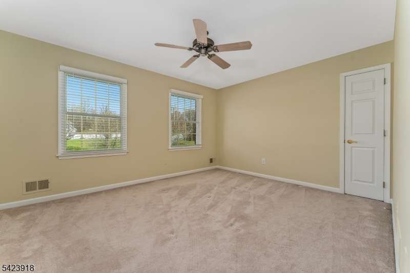 WELLINGTON WEST - Residential