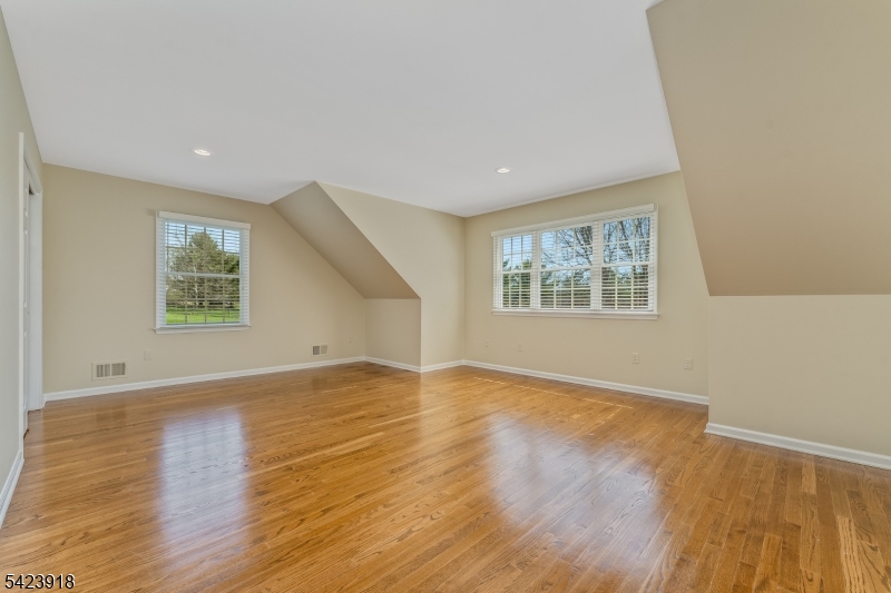 WELLINGTON WEST - Residential