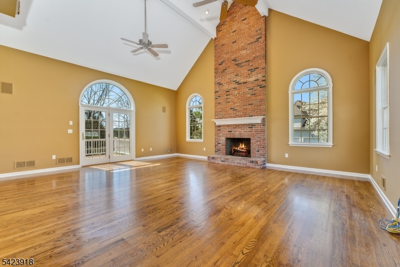 WELLINGTON WEST - Residential