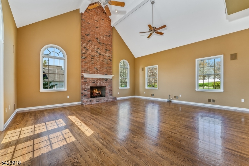 WELLINGTON WEST - Residential