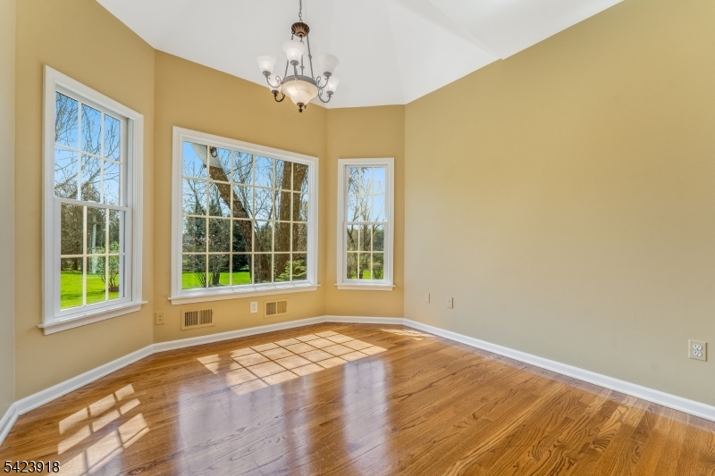 WELLINGTON WEST - Residential